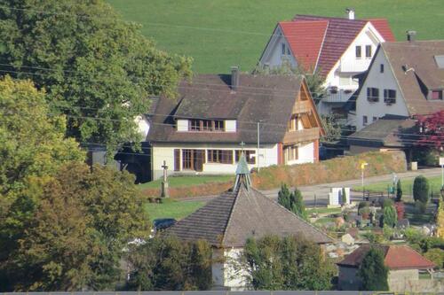 Foto - Haus in Ortsrandlage - 560.000,00&nbsp;EUR Kaufpreis, ca.&nbsp; 150,00&nbsp;m&sup2;