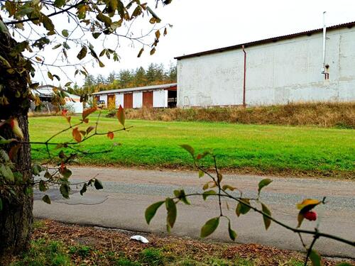 Foto - Gewerbehallen, Gewerbegebiet, Lagerräume, Büroräume