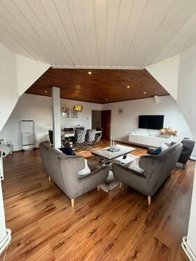 Foto - Schön geschnittene 2 Zimmer Wohnung zum 01.12.2025