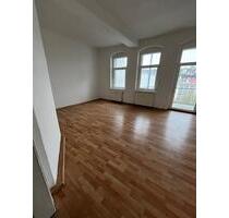 Altstadtwohnung zu vermieten! - 486,00&nbsp;EUR Kaltmiete, ca.&nbsp; 80,95&nbsp;m&sup2; in Weißenfels (PLZ: 06667)