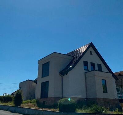 Foto - Exklusives kernsaniertes Einfamilienhaus