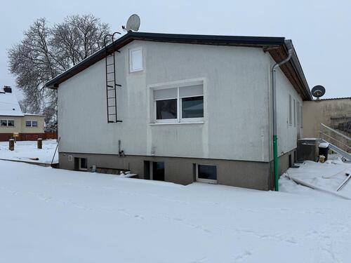 Foto - EFH Hälfte zu vermieten - 650,00&nbsp;EUR Kaltmiete, ca.&nbsp; 80,00&nbsp;m&sup2;
