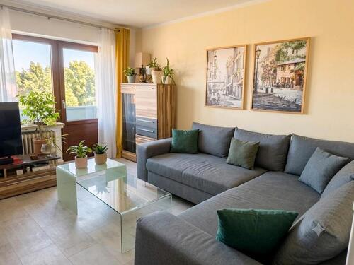 Foto - Von privat: 3 Zimmer-ETW und Garage.