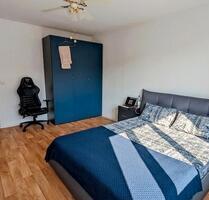 Live Your Best Berlin Summer: Sun-Drenched Room in a Chill WG!