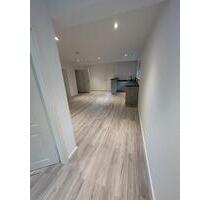 Sehr schöne kernsanierte Wohnung in MuchKlosterberg mit Garten