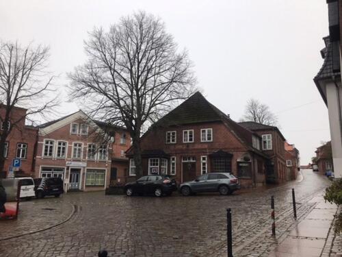 Foto - schmuckes Cafe, Gastronomie mit Außenflächen am Markt_ Lütjenburg