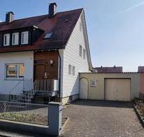 Doppelhaushälfte mit Garten & Garage - Friedrichshafen Allmannsweiler
