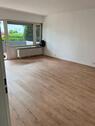 Foto - Große 5 Zimmer-Wohnung mit Garage und Balkon