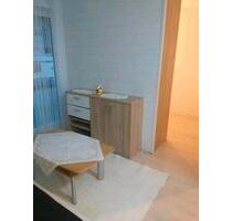 Einzimmer Wohnung mit Tiefgarage - Stuttgart