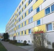 Frisch renovierte 4 Zimmer Wohnung - Schwerin Mueß