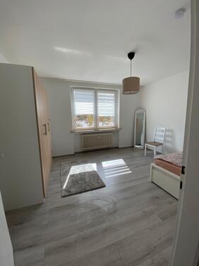 Foto - 3-Zimmer-Wohnung (87 m²) mit Balkon – voll möbliert