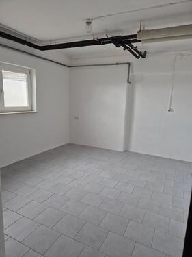 Foto - Lagerfläche zu vermieten - 100,00&nbsp;EUR Kaltmiete, ca.&nbsp; 16,00&nbsp;m&sup2;