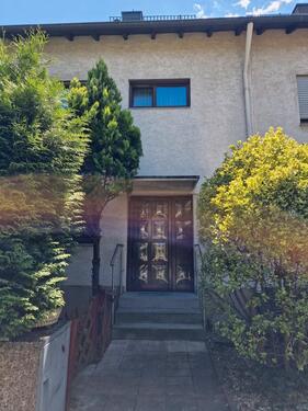 Foto - Familienfreundliches Reihenendhaus in Flörsheim - Garage & Garten