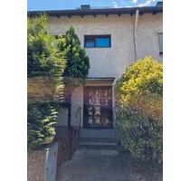 Familienfreundliches Reihenendhaus in Flörsheim - Garage & Garten - Flörsheim am Main