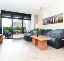 Ferienwohnung 2 Esens Nordsee, Terrasse, Sauna, Hunde Willkommen