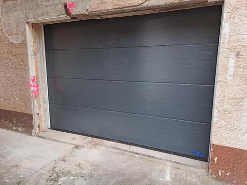 Foto - Garage Halle zu vermieten - 250,00 EUR Miete,