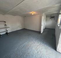 Lagerraum, neu renoviert, mit Kühlmöglichkeit. Ca. 40qm. - Langquaid