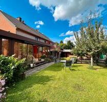 Zwei Traumhaushälften – pure Vielfalt, idyllischer Weitblick - Coppenbrügge