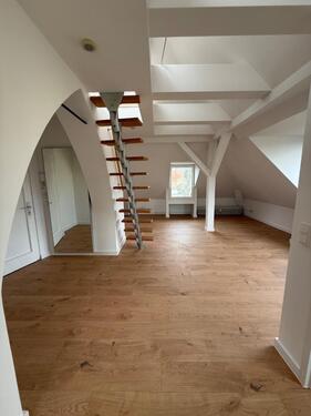 Foto - Neu renovierte 1-Zimmer-Wohnung in grüner Gartenlage