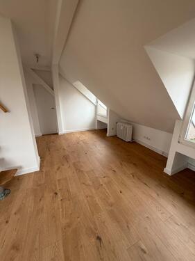 Foto - 1 Zimmer Dachgeschoßwohnung zur Miete in Berlin