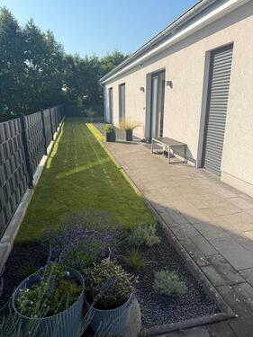 Foto - Moderner KfW-55 Winkelbungalow-hochwertige Ausstattung v. Privat