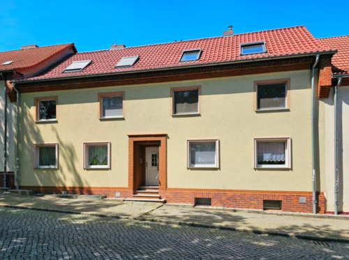 Foto - 2-Raum-Wohnung - 378,00&nbsp;EUR Kaltmiete, ca.&nbsp; 54,00&nbsp;m&sup2;