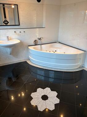 Foto - 3 Zimmer Dachgeschoßwohnung zur Miete in Klein Nordende