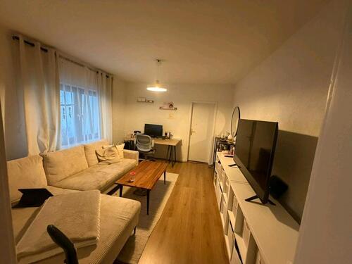 Foto - Sanierte 2-Zimmer-Wohnung mit Balkon & Einbauküche – Nähe Rhein