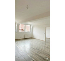 Helle 2-Zimmer-Wohnung mit EBK in Bad Nauheim, Steinfurth