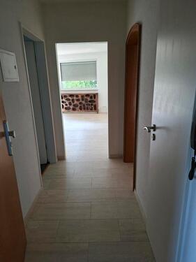 Foto - Aus Nachlass: Schöne, renovierte 2,5-Zimmer-ETW zu verkaufen