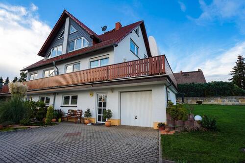 Foto - Charmante Doppelhaushälfte mit großem Garten und Weitblick!