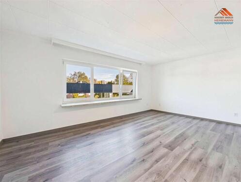 Foto - Großzügiges Wohnerlebnis auf 105 m² – Viel Platz & eigene Loggia in Cuxhaven-Altenwalde
