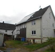 Fachwerkhaus mit Scheune - 115.000,00 EUR Kaufpreis, in Eschenburg (PLZ: 35713)