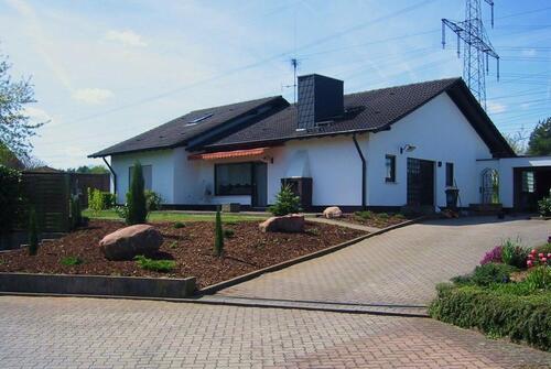 Foto - RAMSTEIN - Beautiful bungalow on huge property !