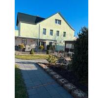 Freistehendes EFH mit Garten und Garagen - Amt Wachsenburg