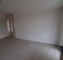 Vulkanstraße 242 - helle 2 ZKB Wohnung im 4.OG *ab sofort* zu vermieten - Krefeld Fischeln