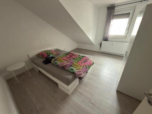 Foto - 4 Zimmer Dachgeschoßwohnung zum Kaufen in Niefern-Öschelbronn