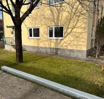 2 Zimmer Büro-Lagerräume ca. 40m2 zu vermieten München (Moosach)