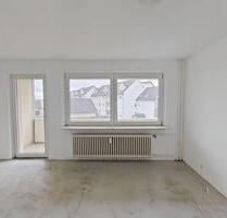 Helle 2-Zimmer-Wohnung mit BALKON und Wannenbad in Lampertheim