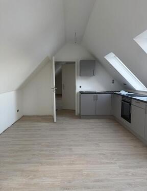 Foto - Frisch modernisierte 2,5-Zimmer Dachgeschosswohnung in Salzhausen