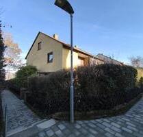 Doppelhaushälfte mit Garten in Ostfildern Parksiedlung