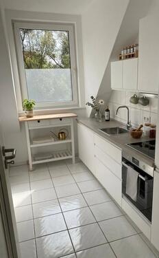 Foto - Möblierte 1,5 Zimmer-DG-Wohnung in Sudenburg mit TG-Stellplatz