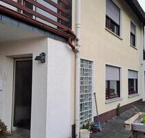 Helle 91qm Wohnung, 2 Etagen in Reichshof-Erdingen