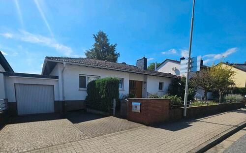 Foto - Einfamilienhaus im Bungalowstil