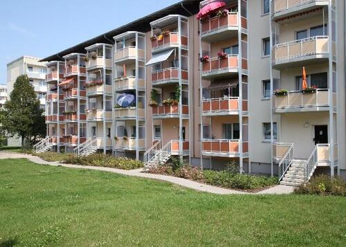 Foto - Vollständig sanierte 3-Raum-Wohnung mit Balkon und Abstellraum