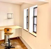 BÜROPLATZ 1-2 Nähe Gärtnerplatz und Isar ruhiger Hinterhof - München Ludwigsvorstadt-Isarvorstadt