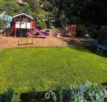 Einfamilienhaus Bungalow - 250.000,00&nbsp;EUR Kaufpreis, ca.&nbsp; 170,00&nbsp;m&sup2; in Crimmitschau (PLZ: 08451)