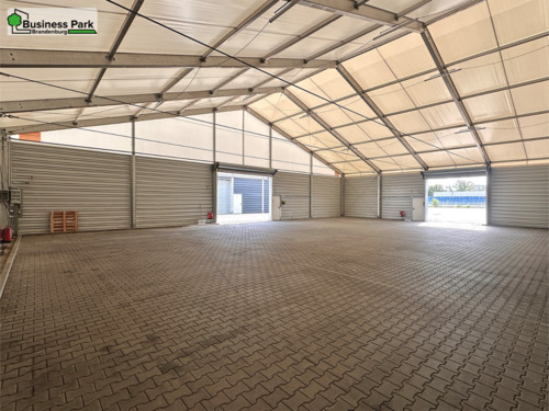 Foto - Lagerhalle in Brandenburg zu vermieten – 1.290 €Monat – LKW-Zufahrt, Strom, Tore ✅