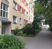 Schöne 3 Zimmerwohnung mit Balkon! Küche und Bad mit Fenster! - Dresden Blasewitz