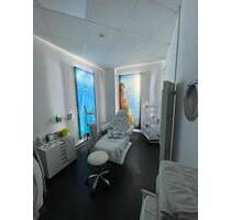 Vielseitige Gewerbefläche in Top-Sichtlage – Büro, Praxis, Beauty (noch Solarium Fußpflege] - Berlin Pankow
